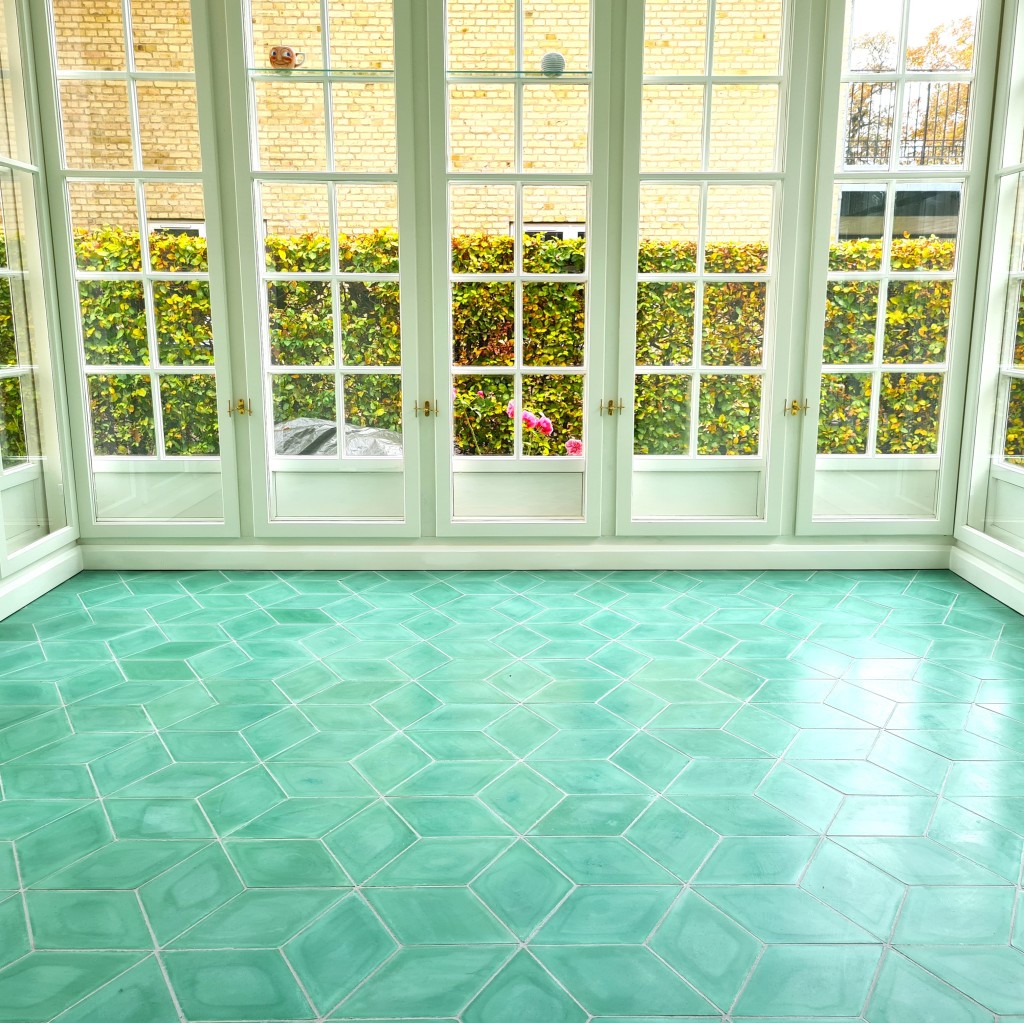 Villa Fliser, Villa Handmade, håndfremstillede fliser, italienske fliser, håndlavede fliser, cementfliser, Diamond fliser, dansk design fliser, rombe fliser, marmorfliser, eksklusive fliser, håndfremstillede cementfliser, marokkanske fliser