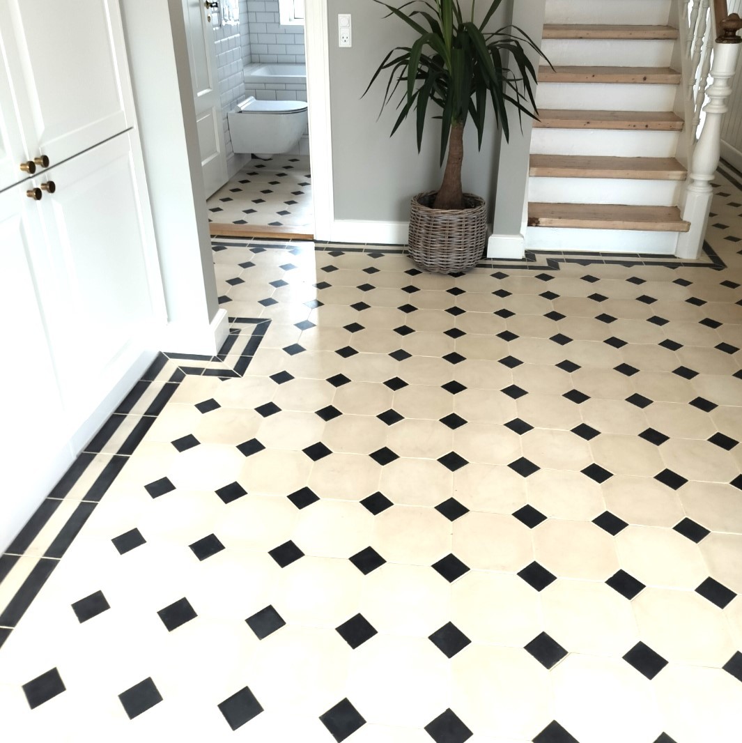 Villa Fliser, håndlavede fliser, cementfliser, Marokkanske fliser, cementkakel, octagon tiles, handgjort kakel, oktagon fliser, klassiske fliser, historiske fliser