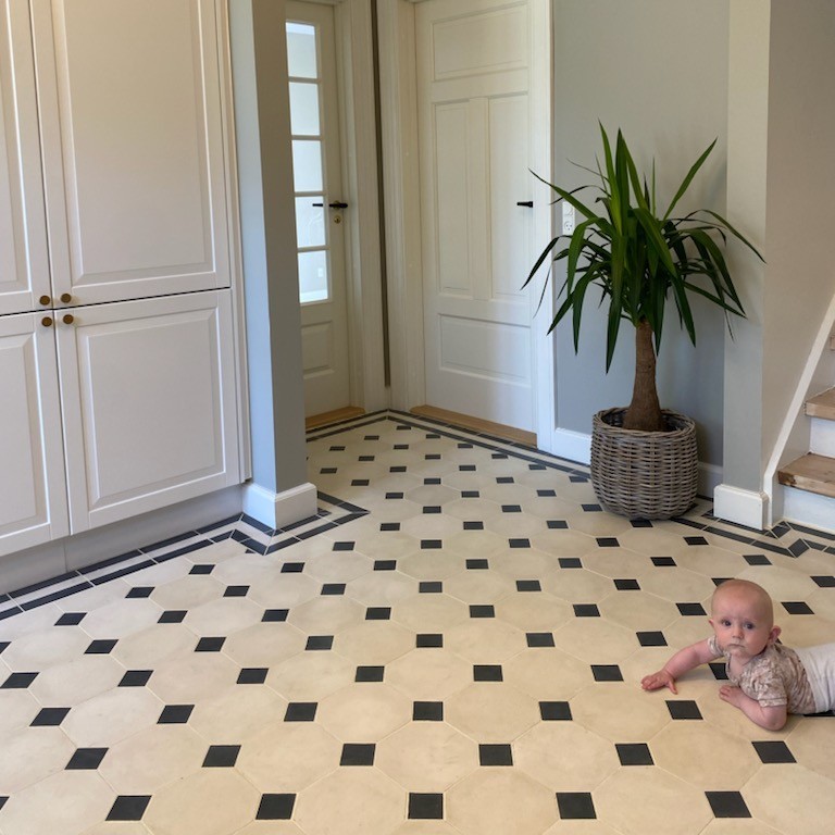 Villa Fliser, håndlavede fliser, cementfliser, Marokkanske fliser, cementkakel, octagon tiles, handgjort kakel, oktagon fliser, klassiske fliser, historiske fliser